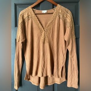 Size Large Hem and Thread